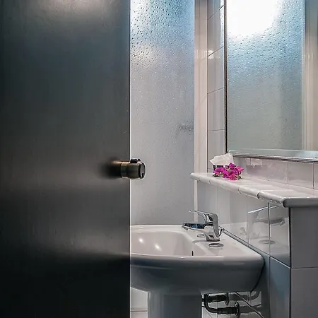 Hotel Santa Chiara 3*